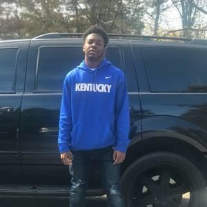 Meet your Posher, Carlos